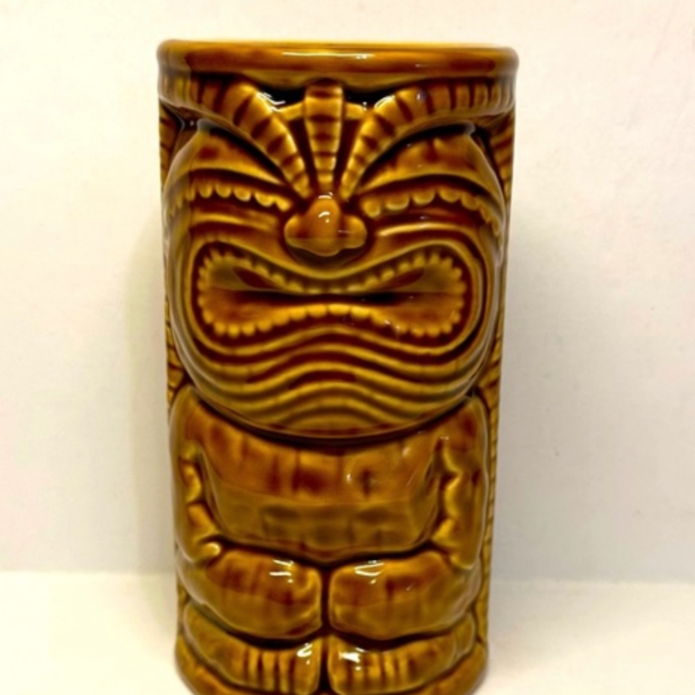 Germaine's Luau Hawaii Brown 6" Tiki Mug 2010